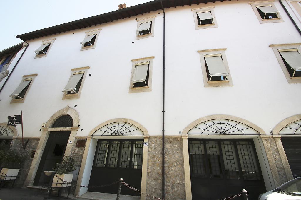 B&B Catillo Tivoli Bagian luar foto